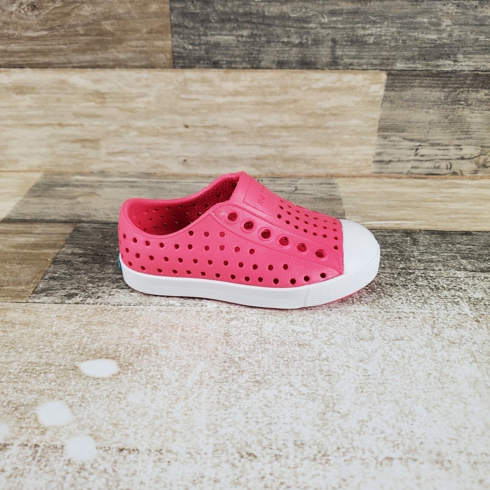 Native Jefferson Kids Clogs Sz 5 C5 Pink Shell White Rubber Slip On Round Toe